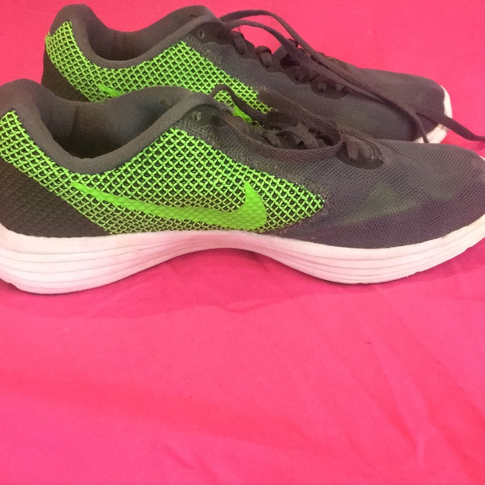 Nike men’s shoes